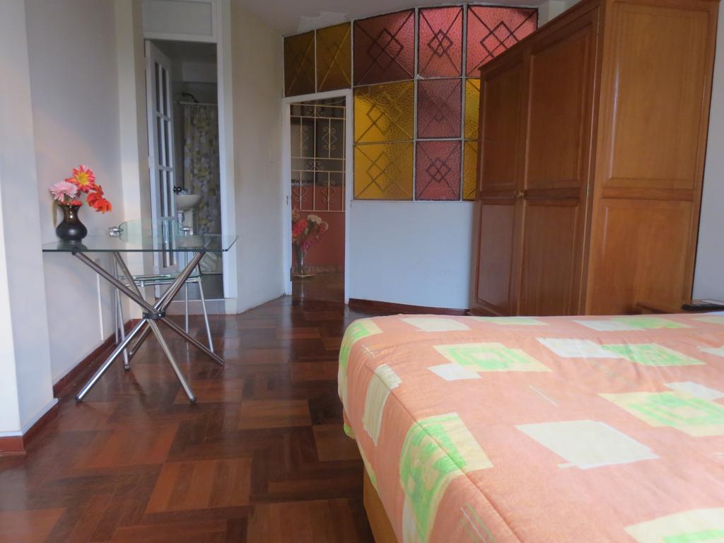 Residencial El Sol De Los Pinos Bed & Breakfast Trujillo Eksteriør bilde