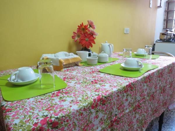 Residencial El Sol De Los Pinos Bed & Breakfast Trujillo Eksteriør bilde